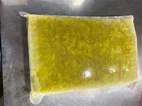 BÂTONS DE CANNE À SUCRE NATURELS CONGELÉS POUR L'EXTRACTION DU JUS ÉTIQUETTE PROPRE SUPPORT IMMUNITAIRE À BASE DE PLANTES - Product Image 3