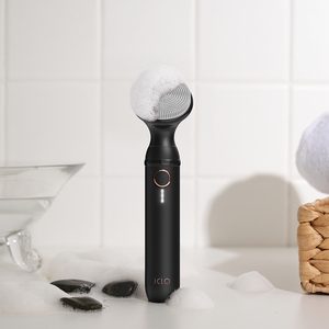 Dispositivo inalámbrico para el cuidado de la piel y la boca ICLO - Product Image 1