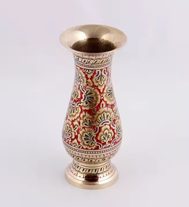 Florero de oro de latón metálico, obra de arte perfecta para la decoración del hogar y dotada por decor Impex - Product Image 5