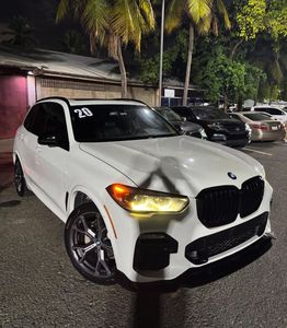BMW X5 xDrive40i 2020, el más vendido, 1 solo dueño, motor turbo de 6 cilindros, tracción total. - Product Image 1