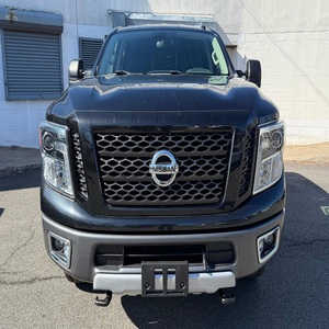NISSAN TITAN XD PRO-4X 4X4 2017 USADO, Volante a la Izquierda/Derecha - Product Image 1