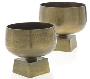 Cuenco decorativo con pedestal de Metal para el hogar, artículos de cocina al por mayor, cuenco de flores de forma redonda Vintage hecho a mano personalizado - Product Image 1