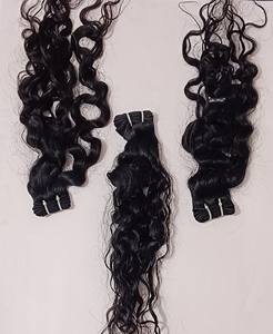 Vente en gros Extensions de cheveux Remy indiens de qualité supérieure de 26 pouces Extension de cheveux naturels bouclés à Jaipur - Product Image 1