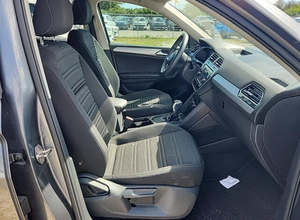 VOLKSWAGEN TIGUAN S FWD 2022 d'occasion, conduite à gauche/droite - Product Image 6