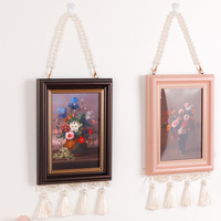 Cadre mural vintage fait main personnalisé avec pompons, décoration abstraite de luxe couleur crème française, cadre photo avec chaîne perlée