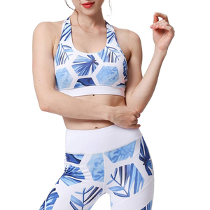 Venta caliente Mujeres Yoga Set Nuevo estilo Yoga Set Precio barato y secado rápido Gimnasio Wear Mujeres Yoga Set Hecho en Pakistán - Product Image 1