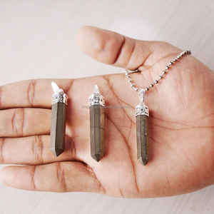 Venta al por mayor lápiz de pirita natural tallada Pequeña Piedra Preciosa de punta de cristal para Reiki curación meditación recuerdo piedra metafísica - Product Image 3