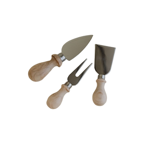 มีดเนยชีสสแตนเลสดีไซน์ทันสมัย ด้ามไม้ สำหรับงานแต่งงาน เป็นมิตรกับสิ่งแวดล้อม ชุบเงิน สำหรับใช้ในครัวเรือน - Product Image 1