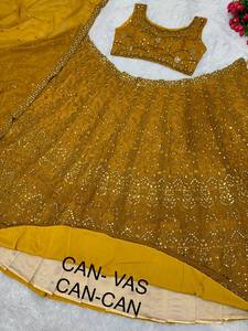 Ensemble Lehnaga Choli en fausse georgette lourde avec séquence brodée et style traditionnel Dupatta - Product Image 5