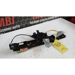 LAND ROVER Range Rover Evoque 1ère Série (11>) MOTEUR DE LÈVE-VITRE ARRIÈRE GAUCHE BJ3227001 - Product Image 3