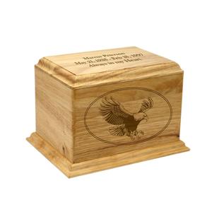Urna de cremación de madera de águila calva grabada personalizada elegante para urnas de cremación de fotos de mascotas - Product Image 4