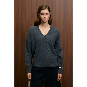 เสื้อสเวตเตอร์ถักทรงหลวมคอวีสำหรับผู้หญิง GRIMELANGE NORSHA รุ่น Yumsak - Product Image 4