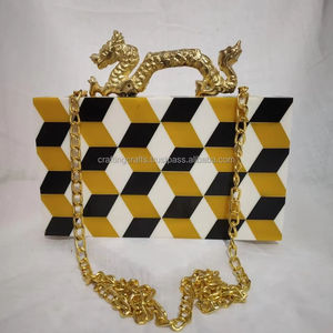 Peinture en résine carrée magnifiquement conçue |   Pochette de soirée pour femme, modèle artisanal, incrustée de perles, peinte à la main, cadeau de mariage - Product Image 1