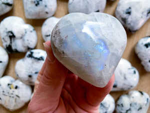 Haute qualité arc-en-ciel pierre de lune coeur cristal naturel pierre semi-précieuse pour Reiki méditation Feng Shui énergie guérison sculpture - Product Image 4