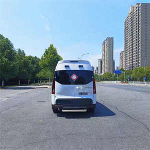 Ambulancia Usada de Cinco Plazas, 4x2, Gasolina, Transmisión Automática, para Transferencia de Pacientes de Hospital, Transferencia de Personas con Discapacidad, Exportación - Product Image 4