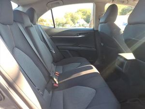 2019 usado To-yo-ta Cam_ry LE FWD - Product Image 3