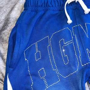 Custom Manufacturer Heavyweight Vintage Embroidery Patch Zip Hoodie 30MOQ Distressed Acid Wash Tracksuits for Men Winter <b>Hooded</b> - Product Image 4