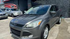 Ford Escape SE 2014 usado perfectamente, cuero izquierdo automático R17 FWD - Product Image 2