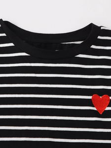 Nouveauté T-shirts d'été pour femmes, style décontracté, col rond, ourlet inférieur brodé de lettres, 220GSM, personnalisés - Product Image 3