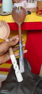 Ensemble de 2 spatules en bois avec manche en résine et ustensiles faits à la main durables - Product Image 3