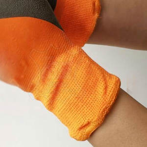 Guantes Industriales de Seguridad Resistentes al Calor y al Frío con Agarre Antideslizante y Forro Suave - Product Image 4