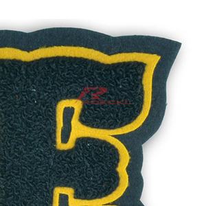 Meilleurs accessoires vestimentaires personnalisés Nouveau design Écussons de broderie en chenille Écussons de broderie en chenille en vente - Product Image 5