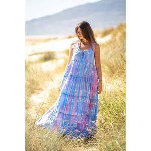 Robe maxi sans manches tie-dye pour femmes, robe longue bohème fluide, robe d'été, tenue décontractée pour la plage et les vacances - Product Image 2