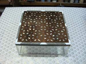 Elegant Arabic Style Acrylic Container with Mother Pearl Inlay Wooden Lid for Dessert Chocolate Candy <b>Storage</b>-for Ramadan & Eid - Product Image 4