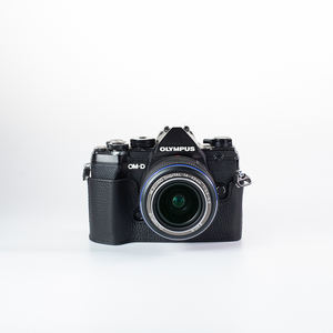 Housse de sac pour appareil photo en cuir véritable fait à la main pour OLYMPUS OM-D E-<span class=keywords><strong>M5</strong></span> E-<span class=keywords><strong>M5</strong></span> <span class=keywords><strong>Mark</strong></span> <span class=keywords><strong>III</strong></span> étui personnaliser - Product Image 5