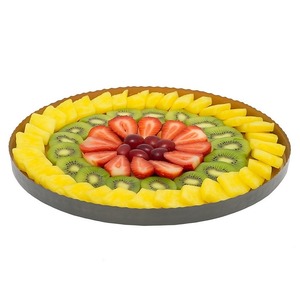 Plateau en métal conçu est parfait pour présenter des chocolats, des bonbons et des délices avec style et sophistication - Product Image 3