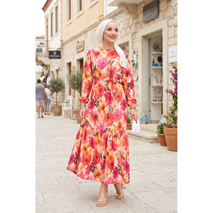 Vestido de Gasa Fucsia con Estampado Floral, Falda Fruncida y Cinturón, Silueta en A Casual, Cintura Natural - Product Image 1