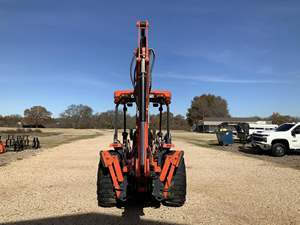 Dependable Kubota M62 Utility Tractor Designed <b>for</b> Land Improvement Drainage Work and Commercial Property Services Easy Function - Product Image 2