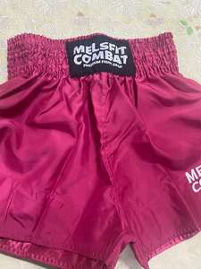 Shorts de Muay Thai les plus vendus OEM Kickboxing & MMA avec un design décontracté solide Impression personnalisée Taille élastique Tissu respirant - Product Image 1