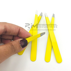 Nouvelle arrivée pince à épiler les sourcils coudée professionnelle emballage de marque personnalisé ensemble de pinces à épiler les sourcils de beauté jaune - Product Image 3
