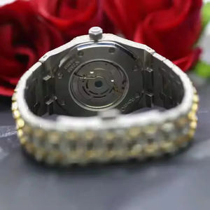 นาฬิกาเพชรโมอิสซาไนต์แบบ Iced Out ราคาโรงงาน นาฬิกาเพชรไร้สีสำหรับผู้ชาย คุณภาพดีที่สุด ราคาขายส่ง - Product Image 3