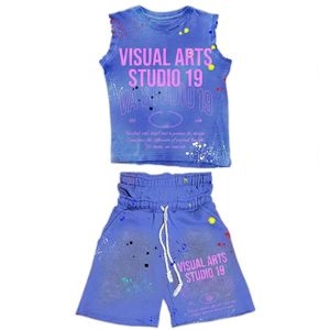 Conjunto de Camiseta sin Mangas y Pantalones Cortos para Mujer, en Algodón y Poliéster Acordonado de 240 GSM, Rojo y Negro, con Estampado Gráfico, Personalizado con Impresión DTG Puff - Product Image 4
