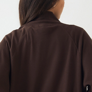 Sudadera de Color Sólido para Mujer, Acabado Liso, Ajuste Cómodo con Cierre de Cremallera, Material Suave para Mayor Comodidad, Logotipo Personalizado - Product Image 5