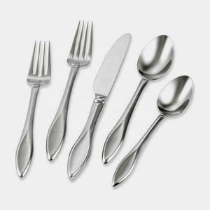 Handcrafted Wholesale Stainless Steel Custom Logo <b>Cutlery</b> Silver Nickle With <b>Black</b> Line Handle Flatware Set for Banquets Wedding - Product Image 2