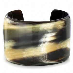 High-Quality Buffalo Horn Bangle with Precise Customization Options for <b>Women</b> - Product Image 1