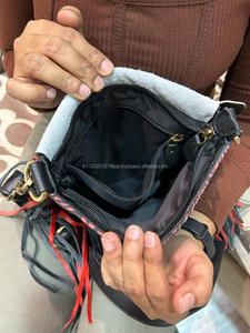 Bolso de cuero de piel sintética de estilo occidental único para mujer, bolsos laterales de estilo Vintage de piel de color en relieve para mujer - Product Image 5