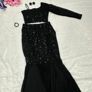 Henixa lanza hermosa secuencia pesada cordón bordado trabajo fiesta desgaste diseñador Crop Top Lehenga colecciones indio pakistaní - Product Image 1