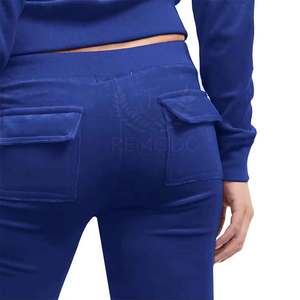 Survêtement en velours pour femmes Ensemble de vêtements décontractés en peluche douce Sweat à capuche et pantalon assorti Survêtement en velours pour femmes - Product Image 6