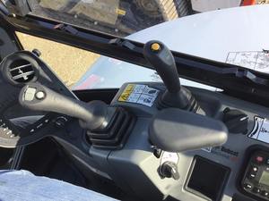 Mini excavatrice E48 la plus vendue 2025 avec moteur Yanmar Eaton cylindre hydraulique Changchai PLC et poids en fonctionnement de 4 tonnes - Product Image 2