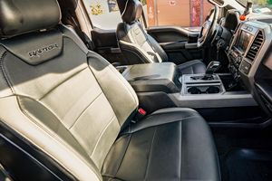 FORD F-150 RAPTOR USADO CON VOLANTE A LA IZQUIERDA/DERECHA - Product Image 2