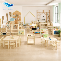 Ensemble table, chaise, étagère et armoire de rangement en bois Montessori avec espace de jeu en cubes pour la maternelle, la garderie, la crèche et les tout-petits