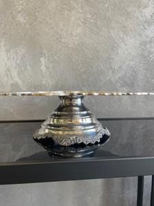 ฐานวางเค้กแก้วสีทอง ดีไซน์พรีเมียม สำหรับงานเฉลิมฉลอง งานวันเกิด งานแต่งงาน งานเลี้ยงที่บ้าน และของขวัญ นำเข้าจากอินเดีย - Product Image 4