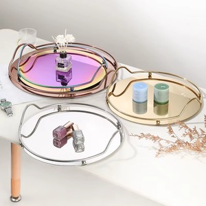 Ensemble moderne de 3 plateaux de service multicolores, idéal pour l'organisation de la coiffeuse, la décoration intérieure et les réceptions quotidiennes, vente en gros depuis l'Inde - Product Image 1