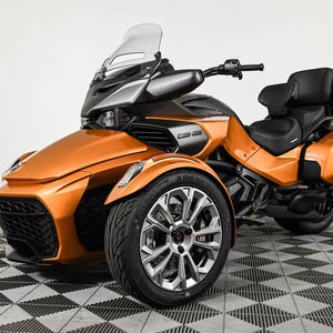 Venta Rápida de Motocicletas Can Am Spyder F3 Nuevas, Tracción en las 3 Ruedas con Bluetooth - Product Image 3