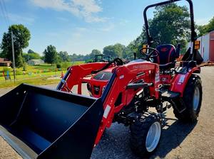 Tracteur Mahindra de haute qualité au prix d'usine, 50 CV, 4 roues motrices, équipement agricole durable et efficace au prix de gros - Product Image 3