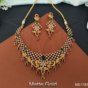 เครื่องประดับ Kemp เคลือบทองชุบหินเต็มพรรคสวมชุดสร้อยคอ Kemp ที่สวยงาม - Product Image 1